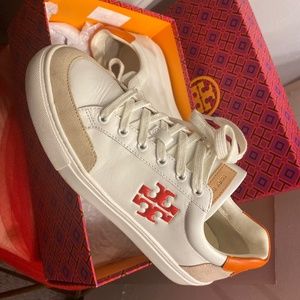 Tory Burch Sneakers